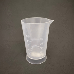 copo graduado plastico 100ml Código:81